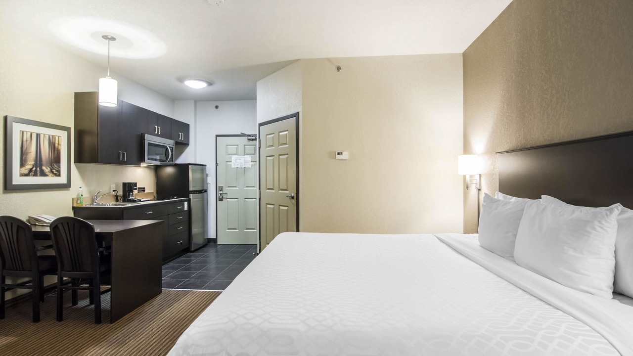 Photo of Bedroom in Thompson