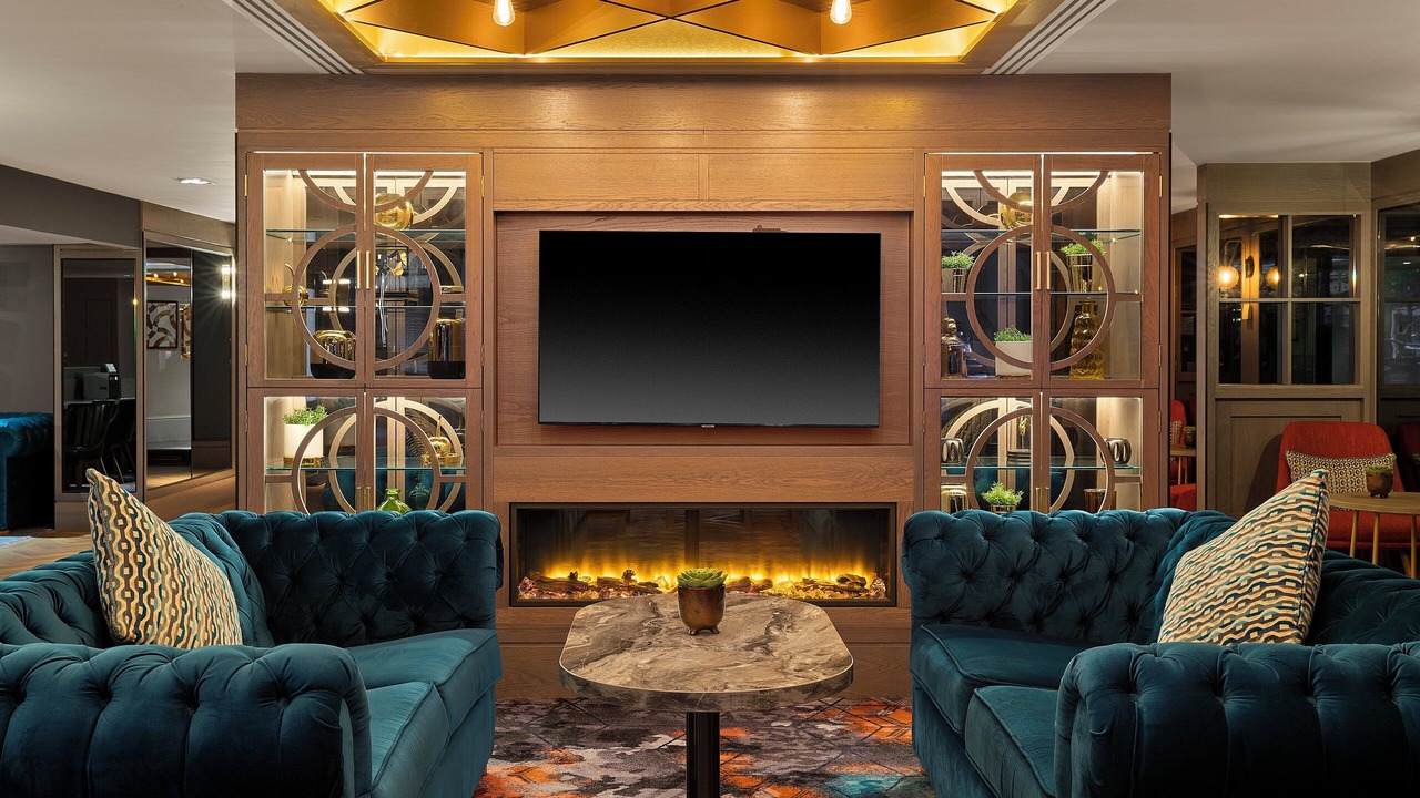 Photo of Others in Tower Hill