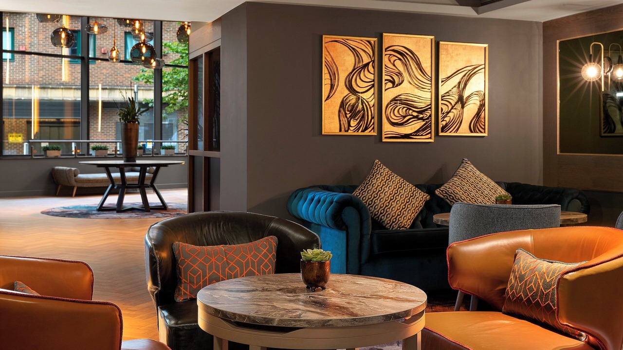 Photo of Others in Tower Hill