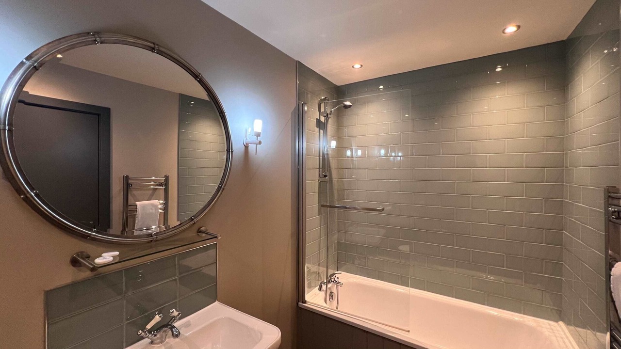 Photo of Bathroom in Scawton