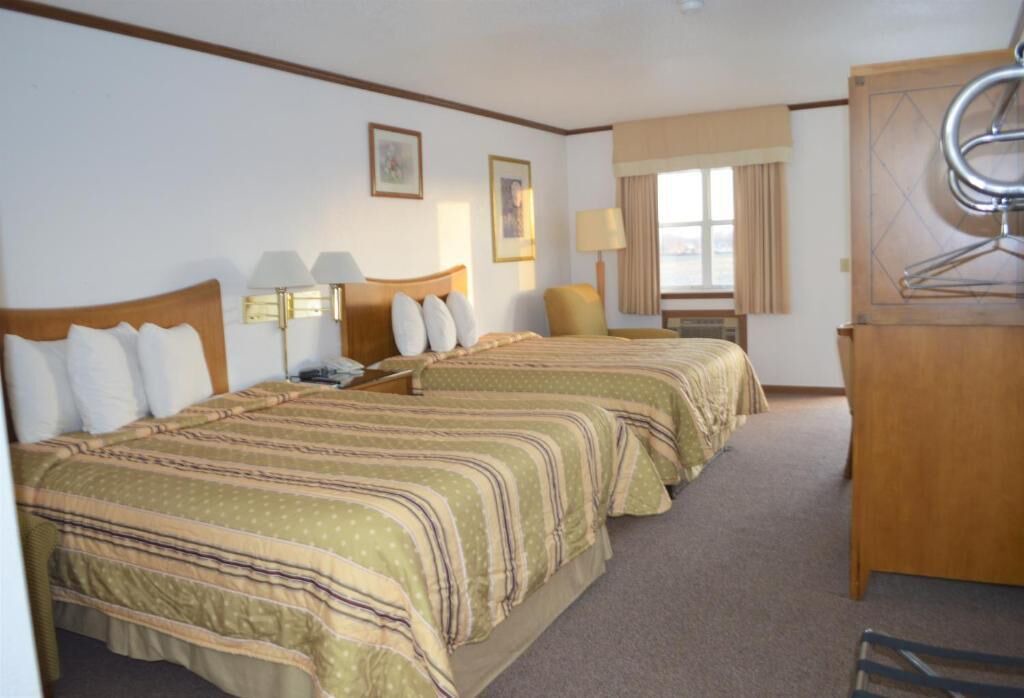 Photo of Others in Sweet Springs