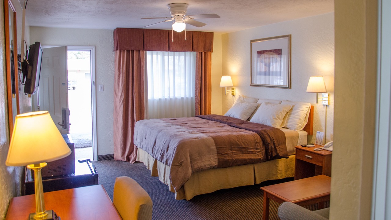 Photo of Bedroom in Colby