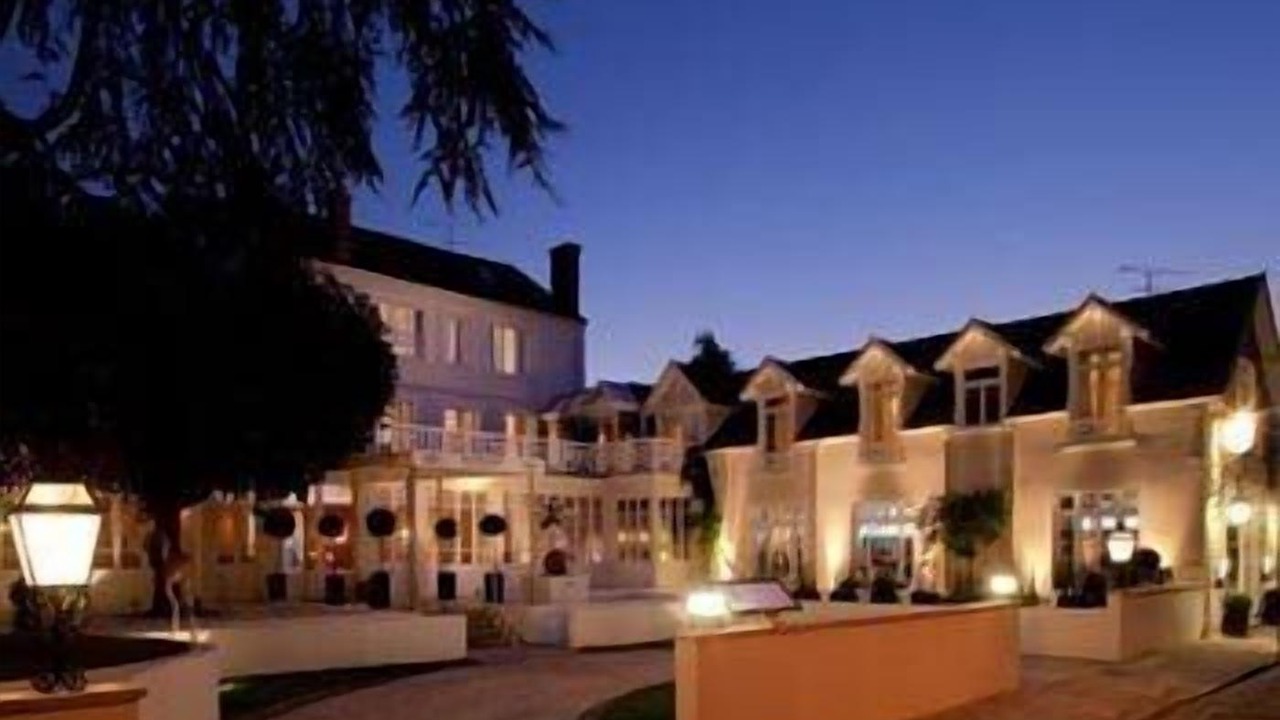 Photo of Buildings in Barbizon