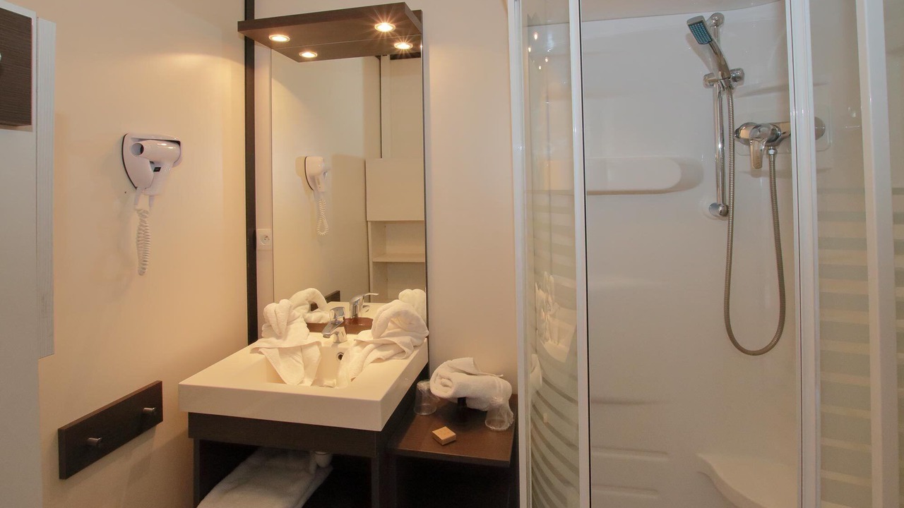 Photo of Bathroom in Millau