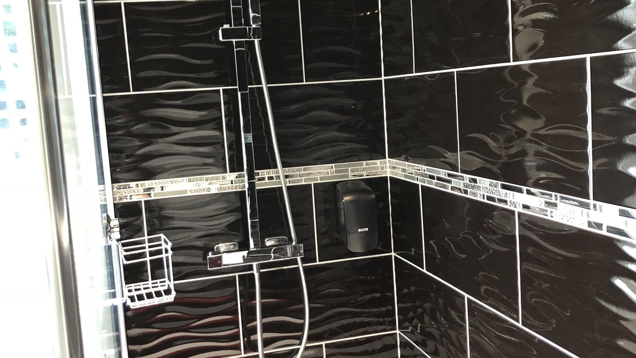 Photo of Bathroom in Flers