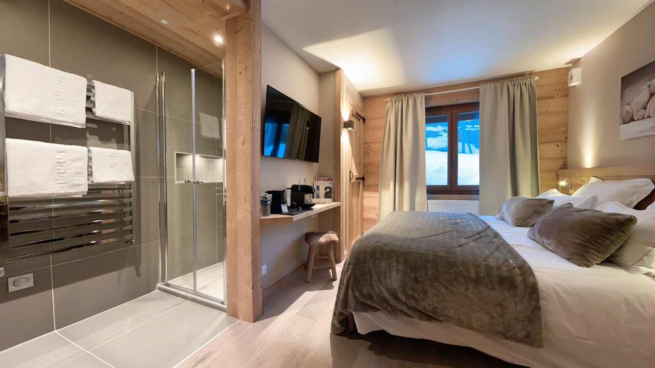 Photo of Bedroom in Venosc