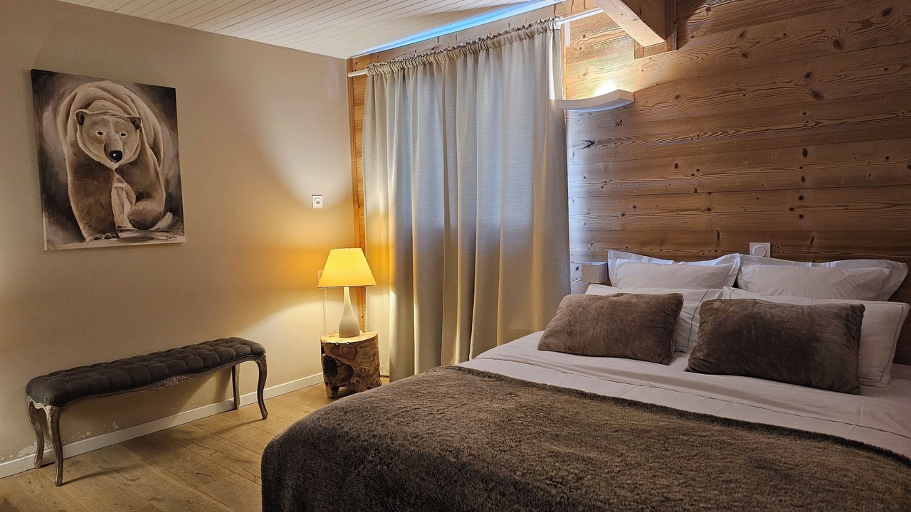 Photo of Bedroom in Venosc