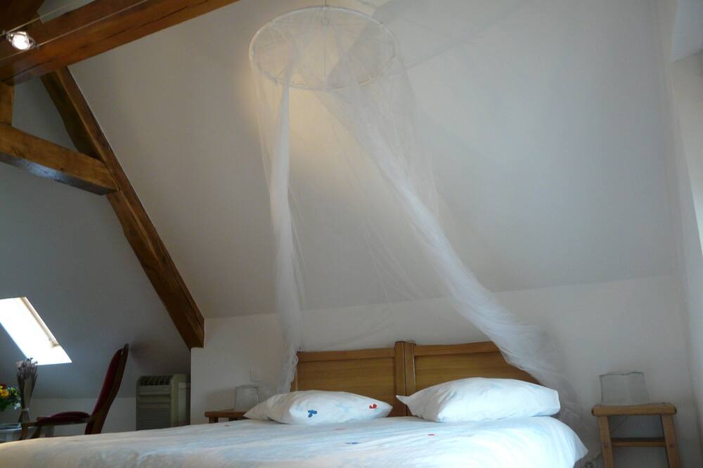 Photo of Bedroom in Neung-sur-Beuvron