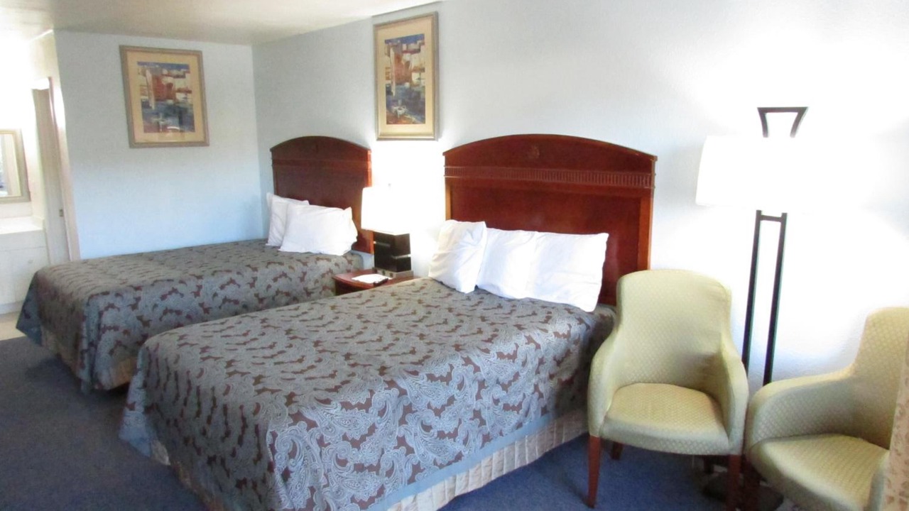 Photo of Bedroom in Parsons