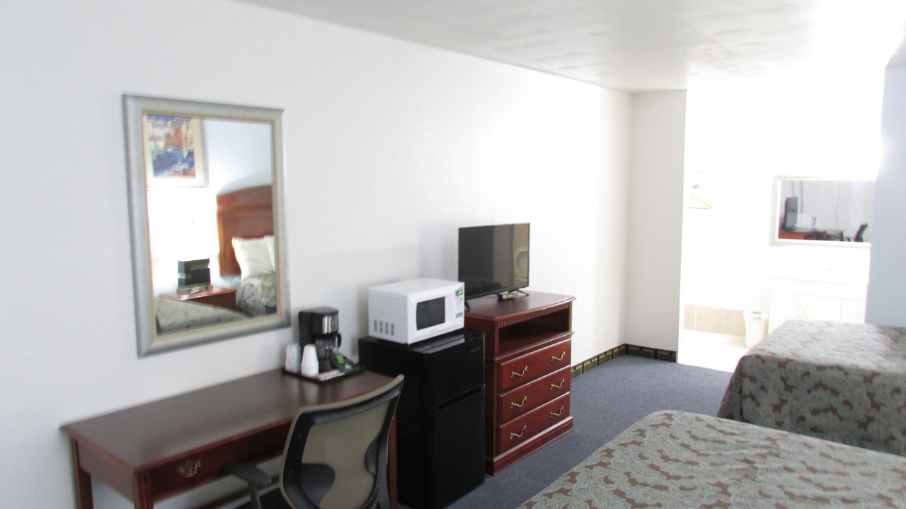 Photo of Bedroom in Parsons