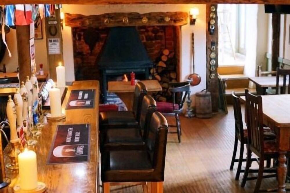 Photo of Others in Petworth