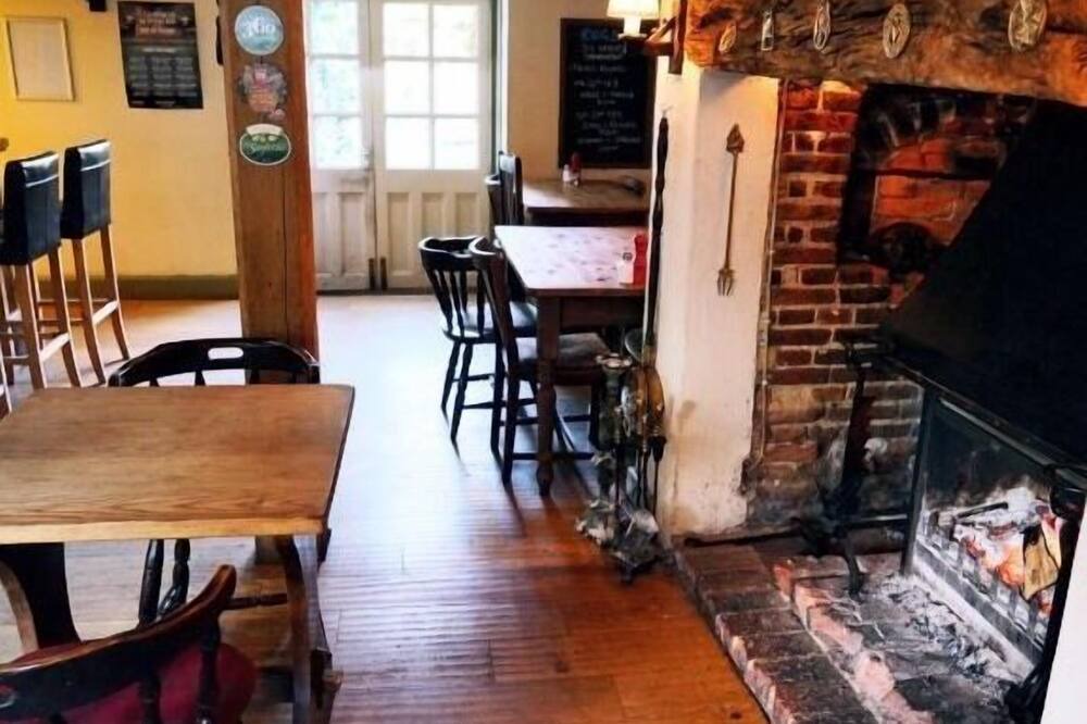 Photo of Others in Petworth