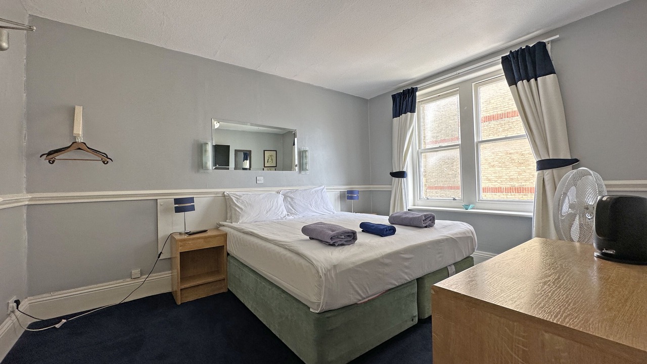 Photo of Livingroom in Isle of Grain