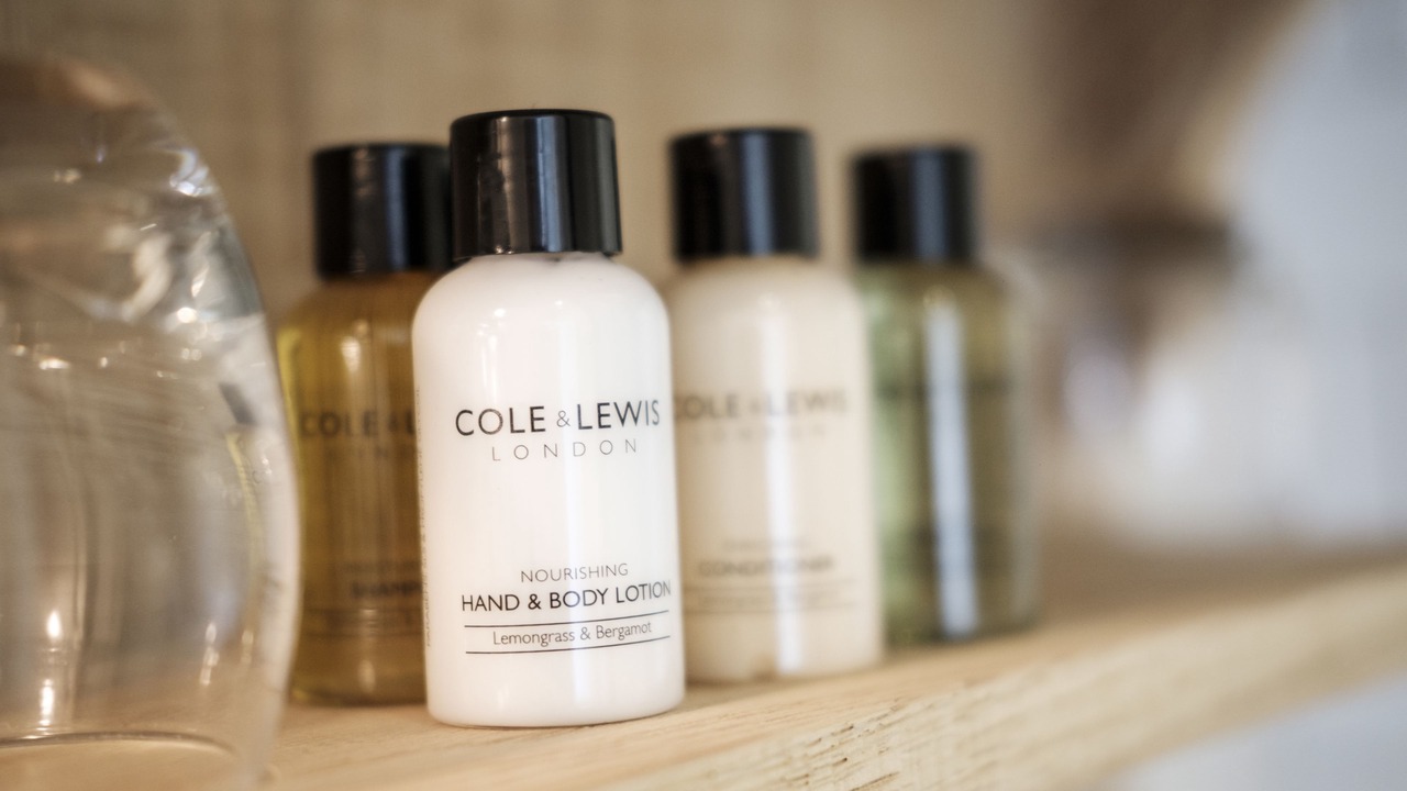 Photo of Others in Stockbridge