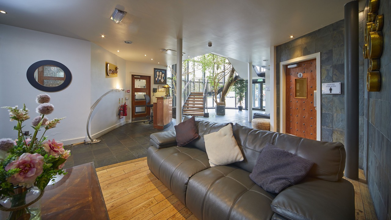 Photo of Others in Cottingham