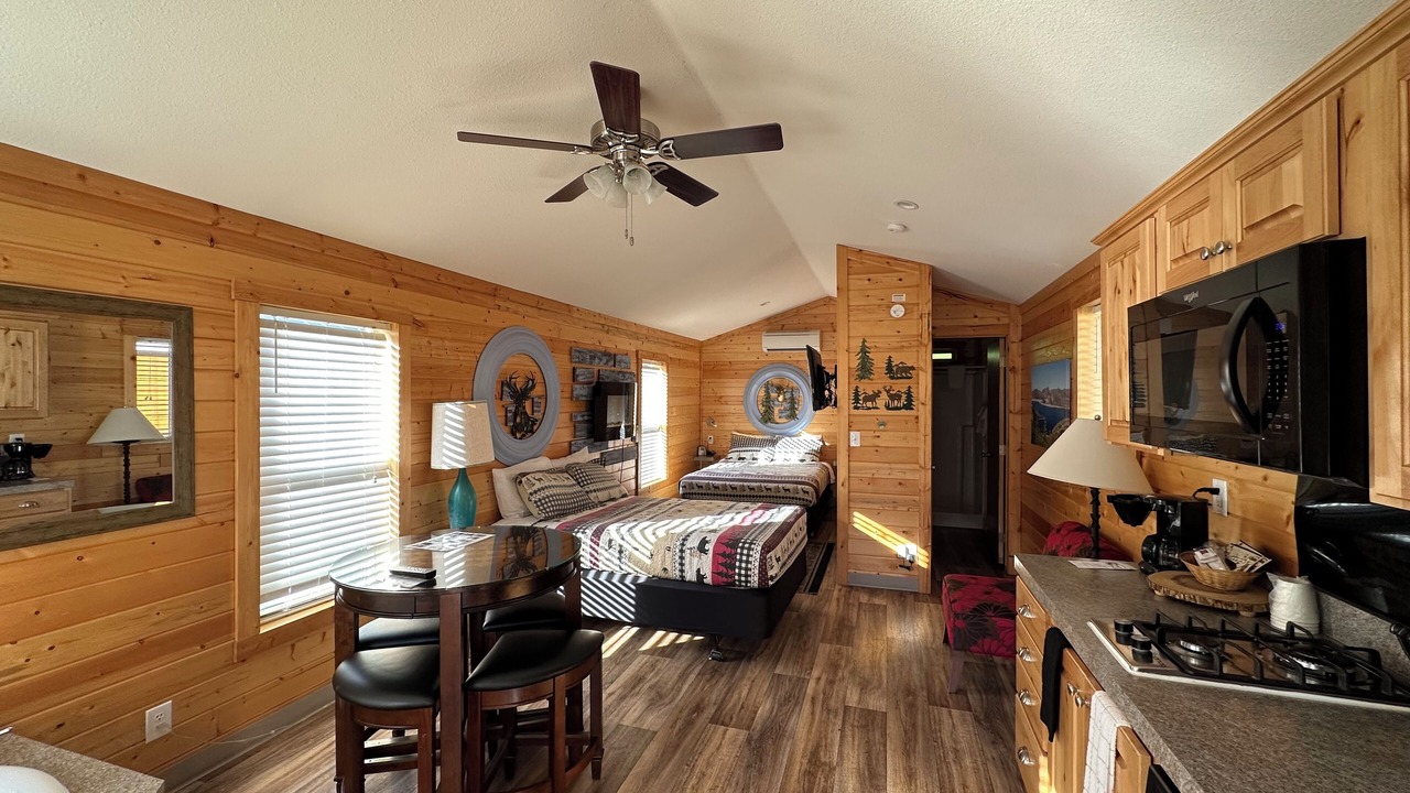 Photo of Others in Packwood