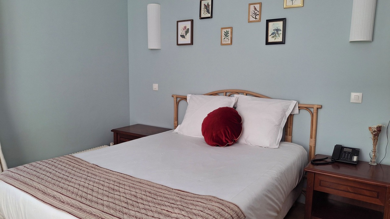 Photo of Bedroom in Lamorlaye