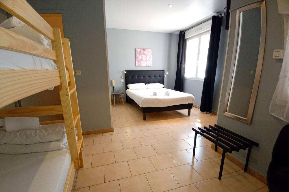 Photo of Bedroom in Carcassonne