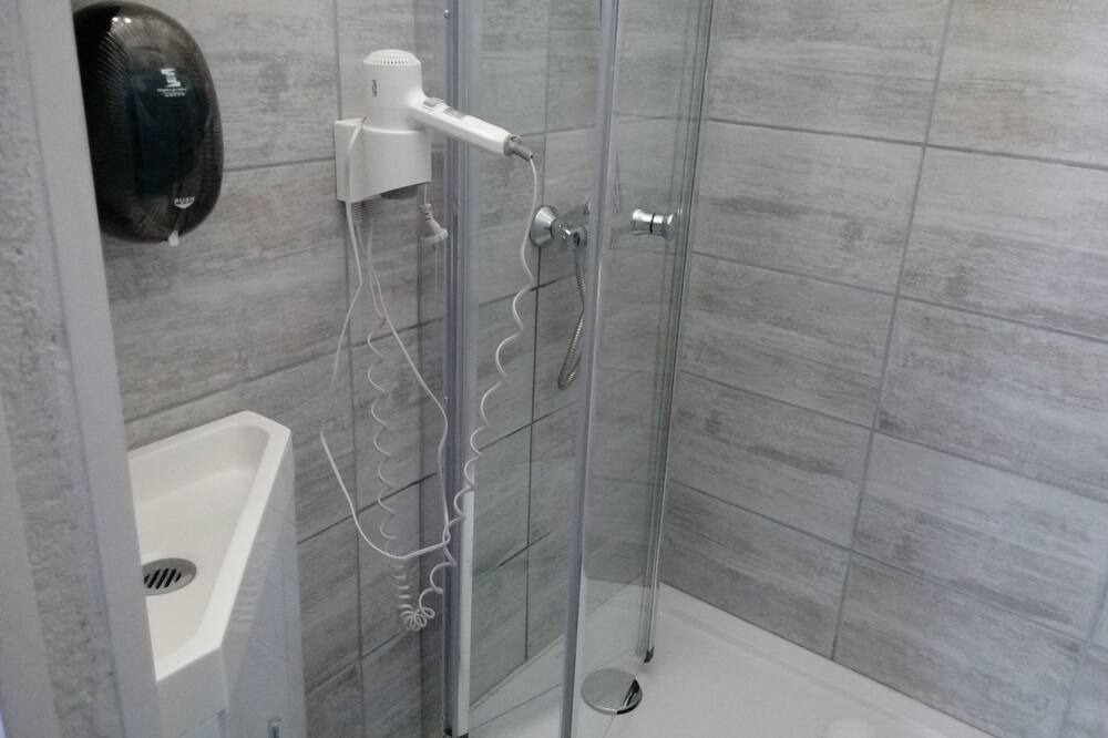 Photo of Bathroom in Carcassonne