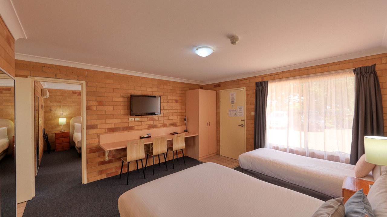 Photo of Others in Parkes