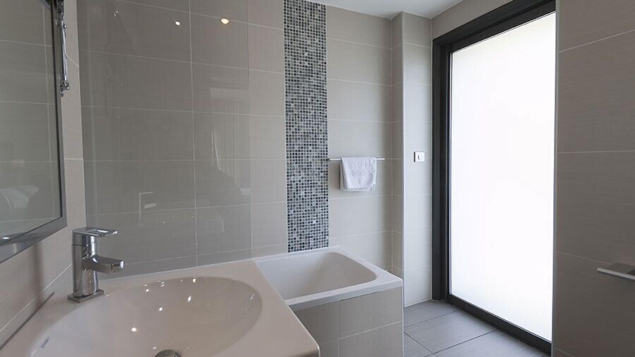 Photo of Bathroom in Le Lavandou