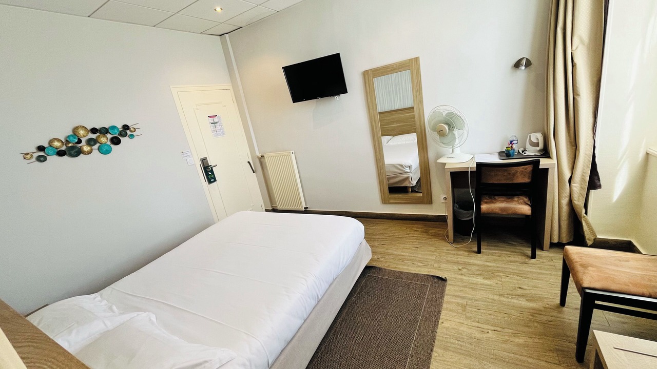 Photo of Bedroom in Mayenne