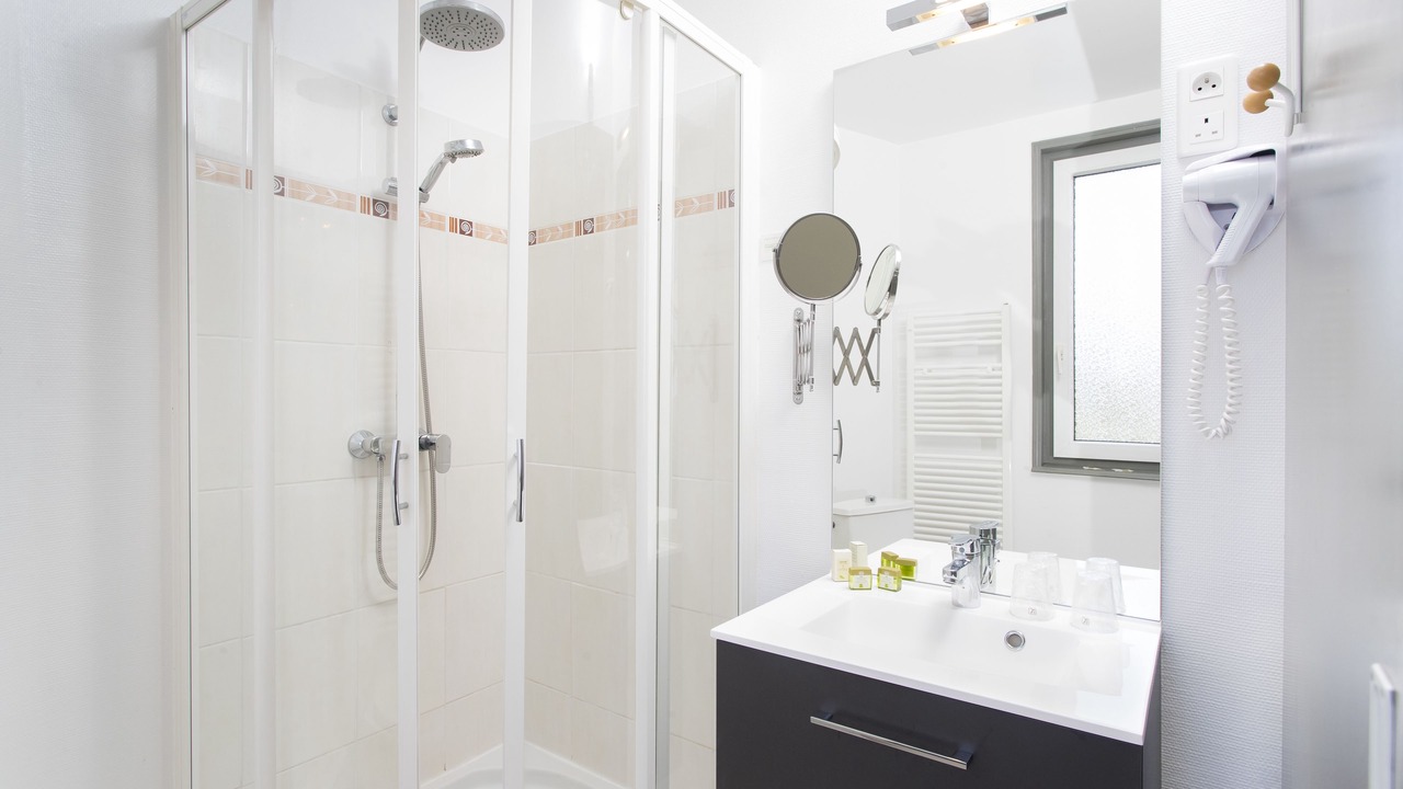 Photo of Bathroom in Albert