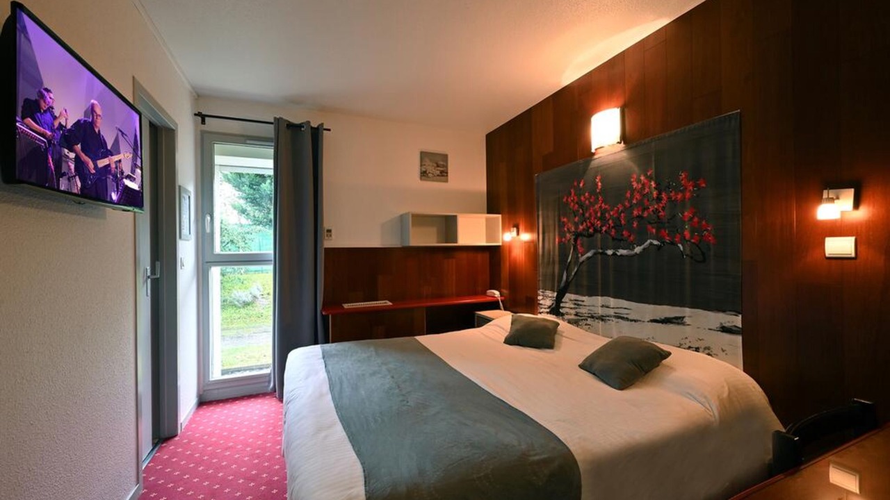 Photo of Bedroom in Langon
