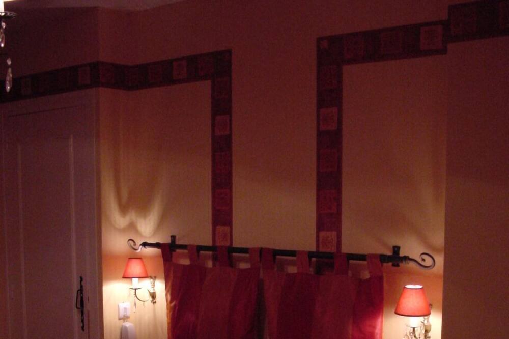 Photo of Bedroom in Ousse