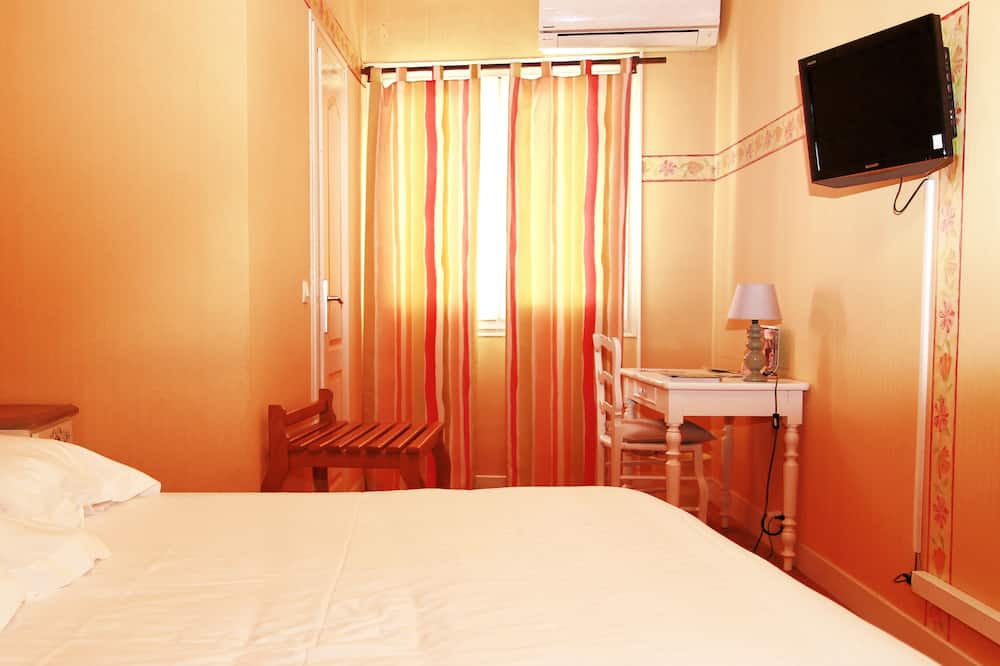 Photo of Bedroom in Ousse