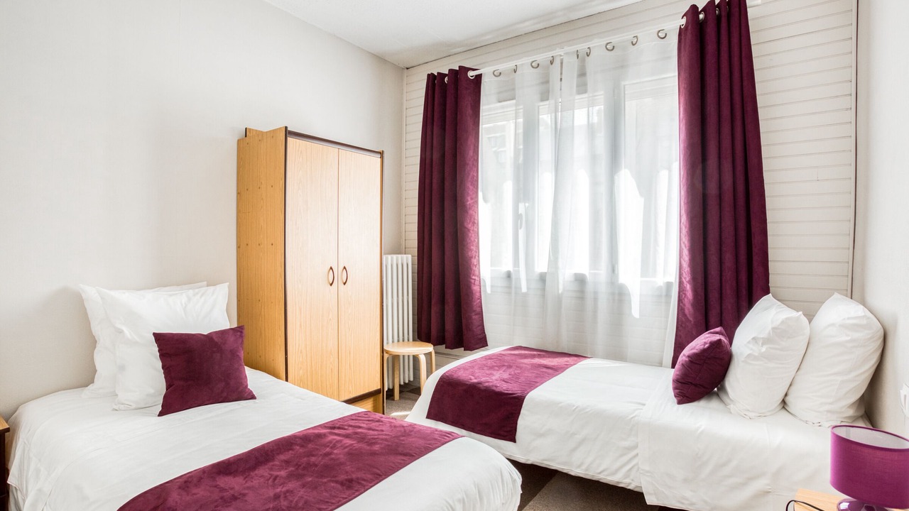 Photo of Bedroom in Lisieux