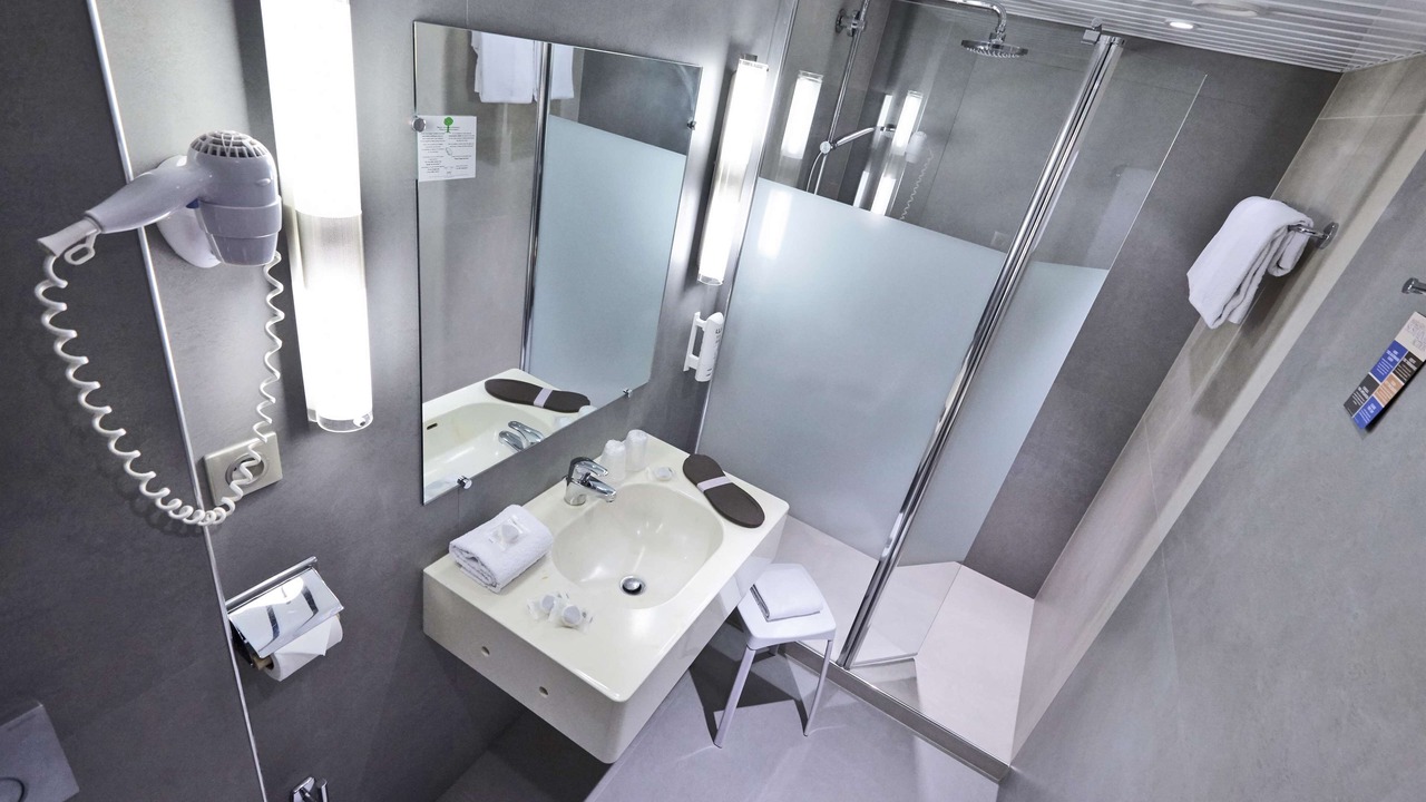 Photo of Bedroom in Montbeliard