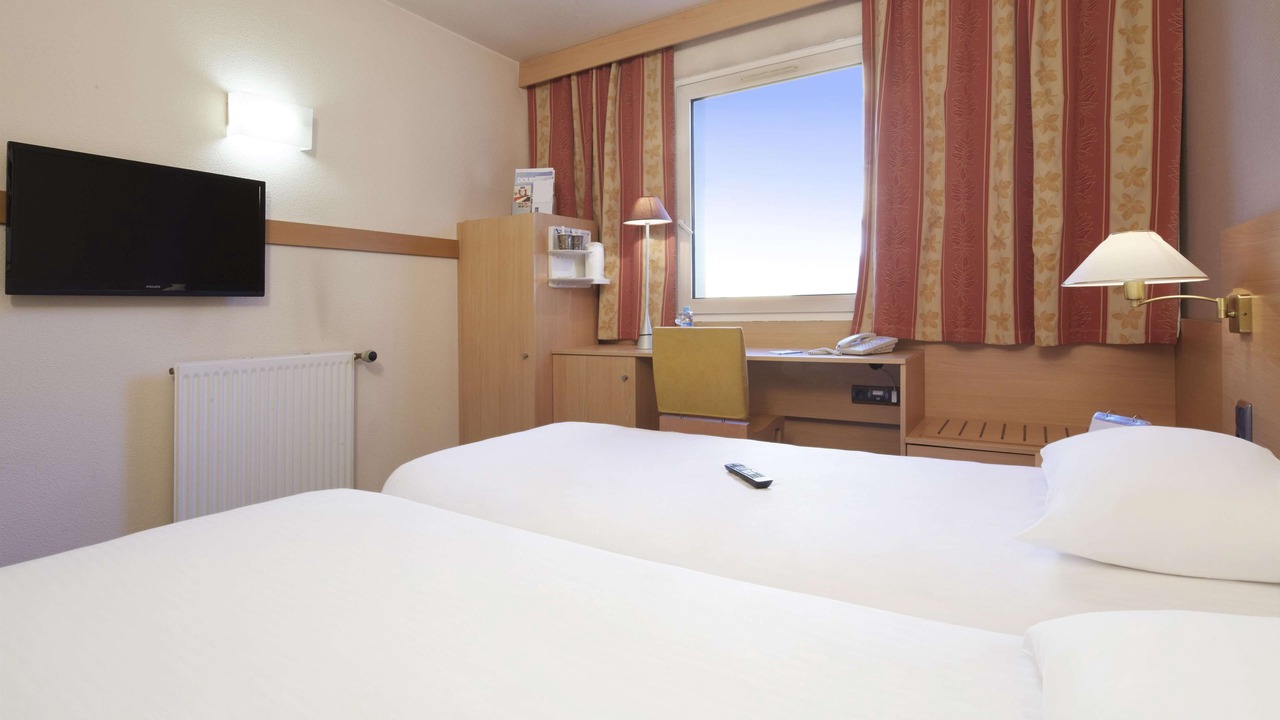 Photo of Bedroom in Montbeliard