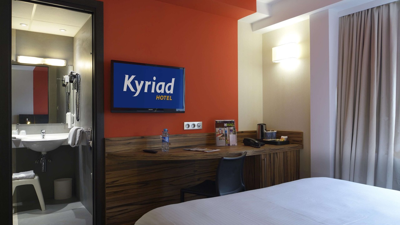 Photo of Bedroom in Montbeliard