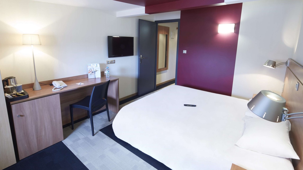 Photo of Bedroom in Montbeliard