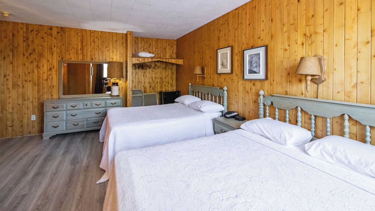 Photo of Bedroom in Isle aux Coudres