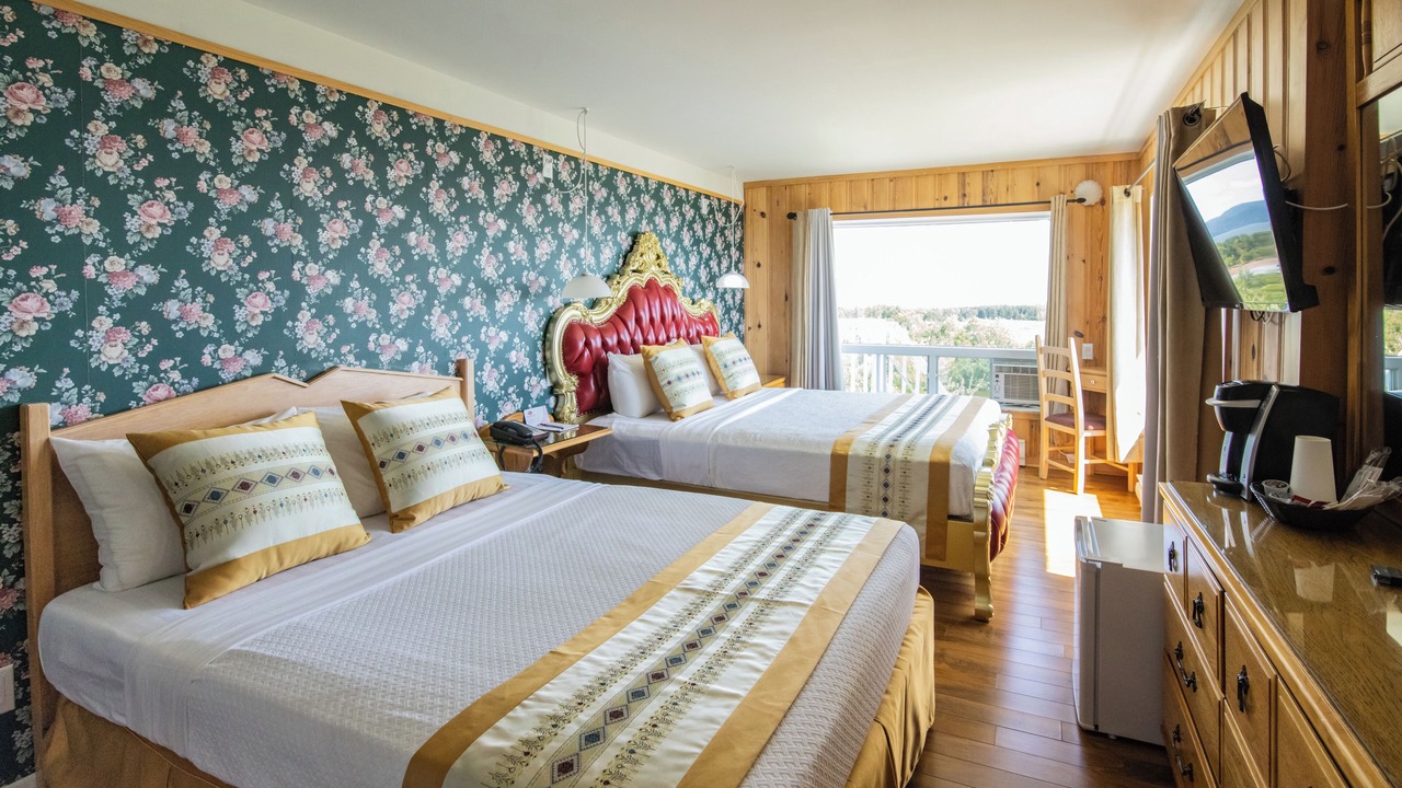Photo of Bedroom in Isle aux Coudres