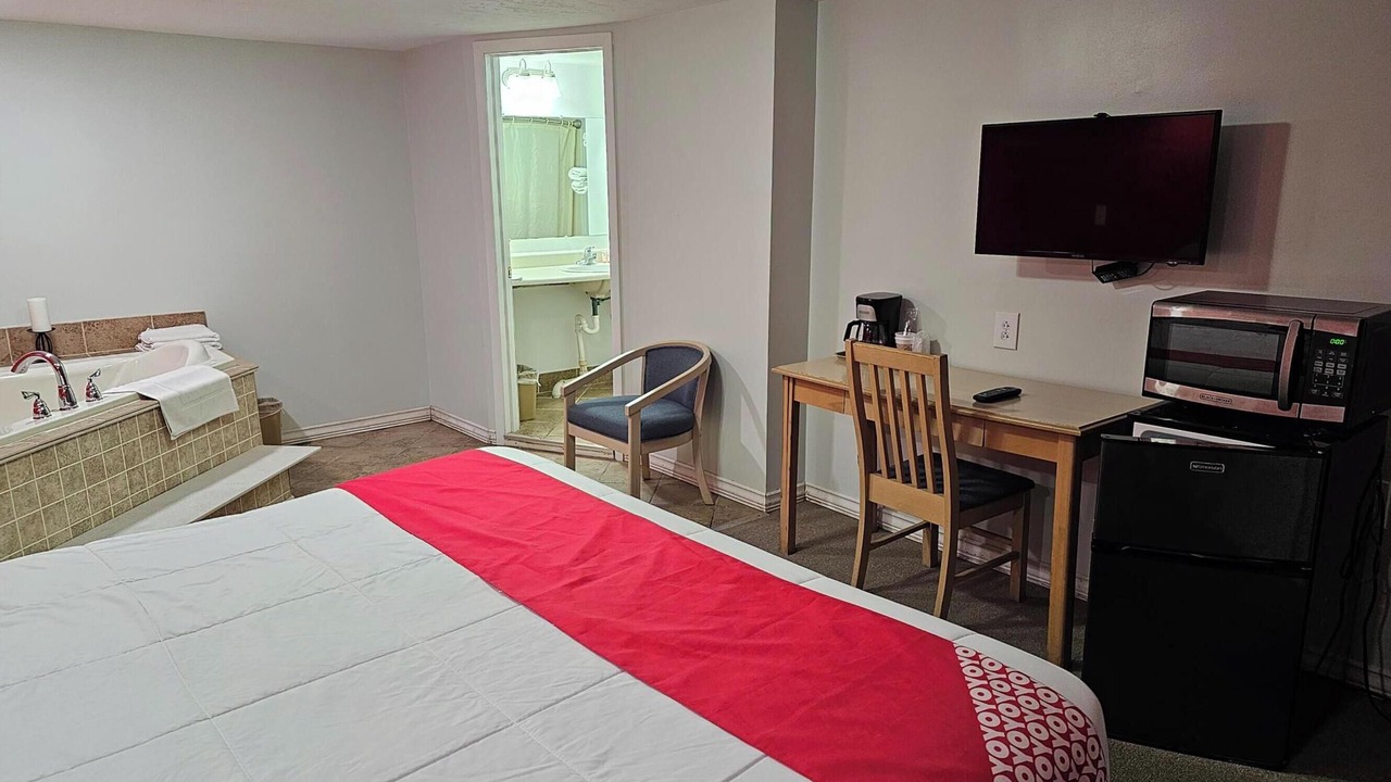 Photo of Bedroom in Seneca Falls