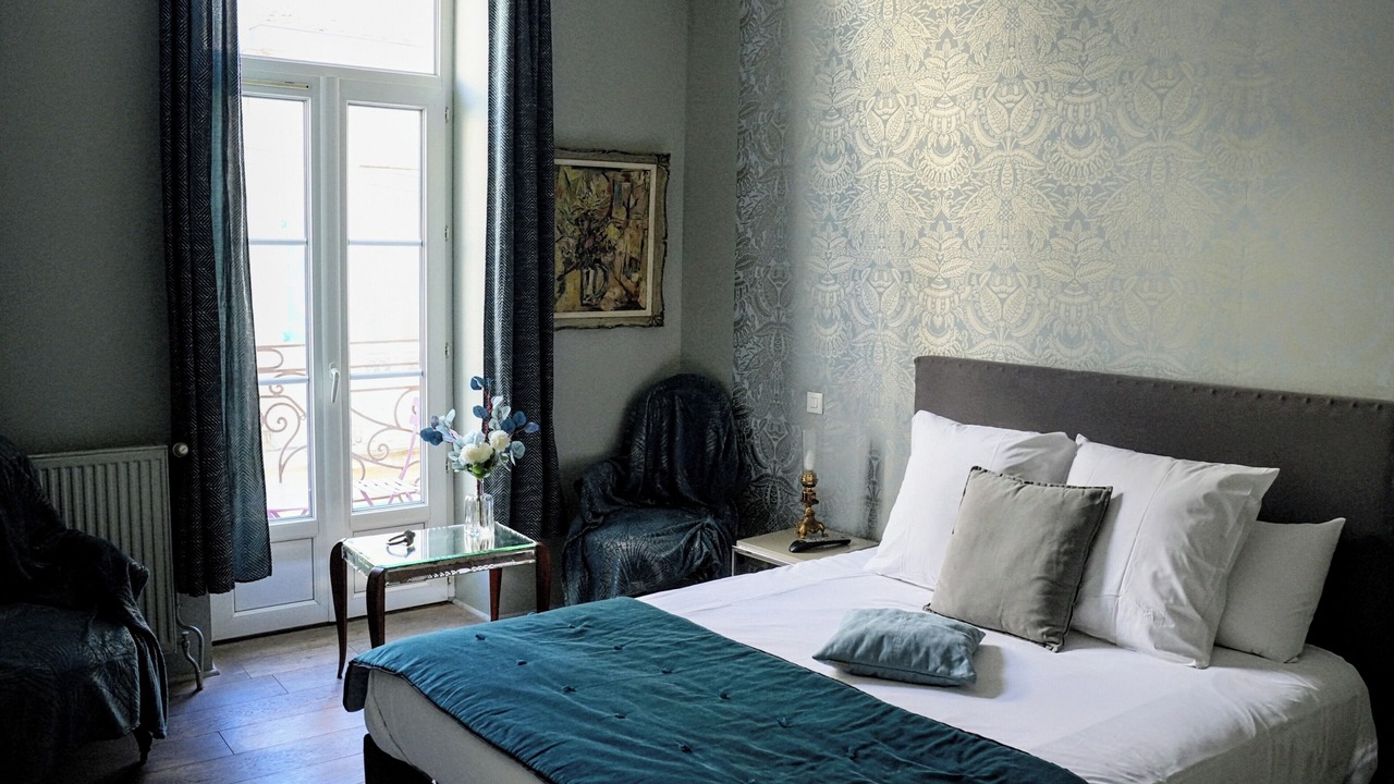 Photo of Bedroom in Bordeaux City Centre