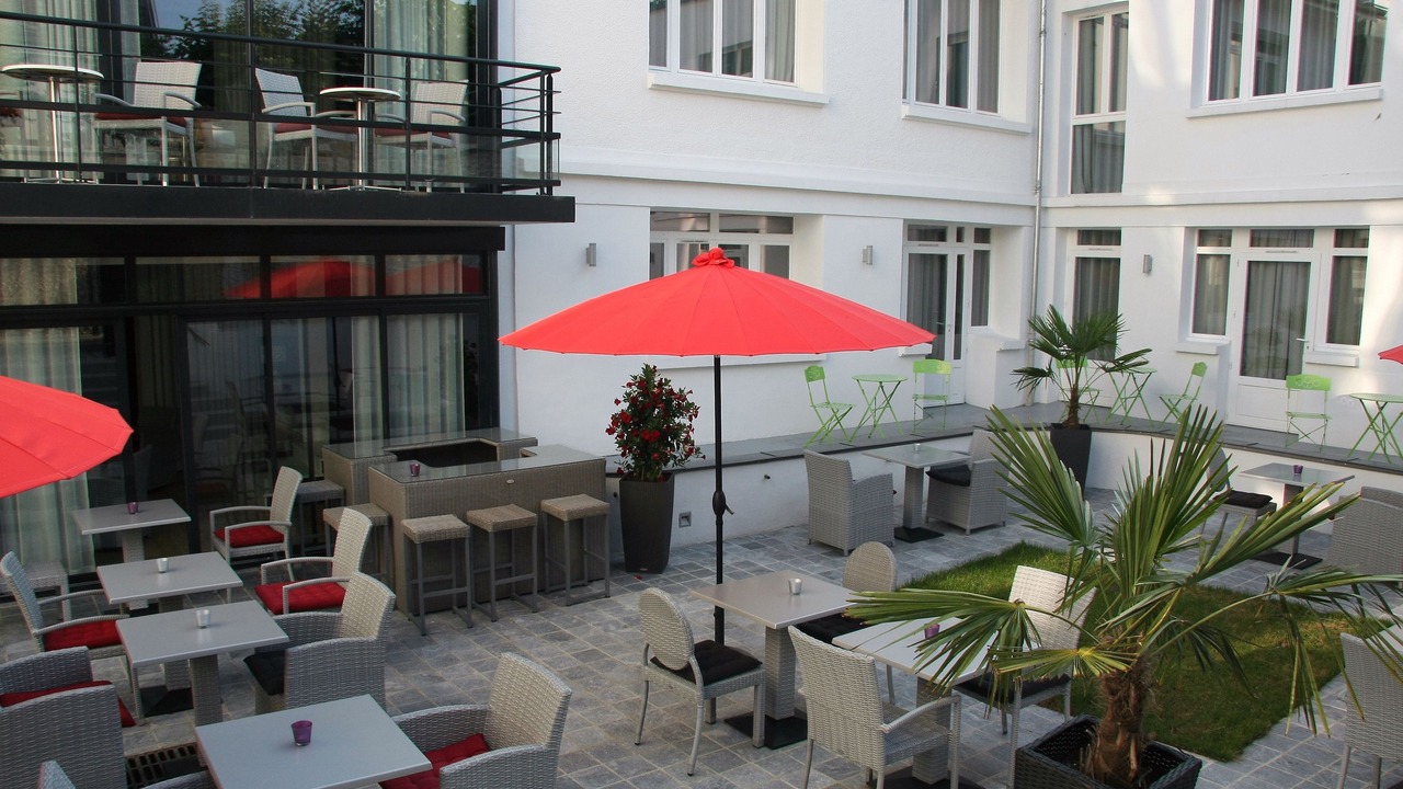 Photo of Others in Provins