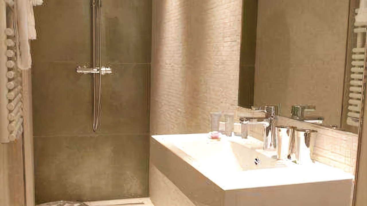 Photo of Others in Provins