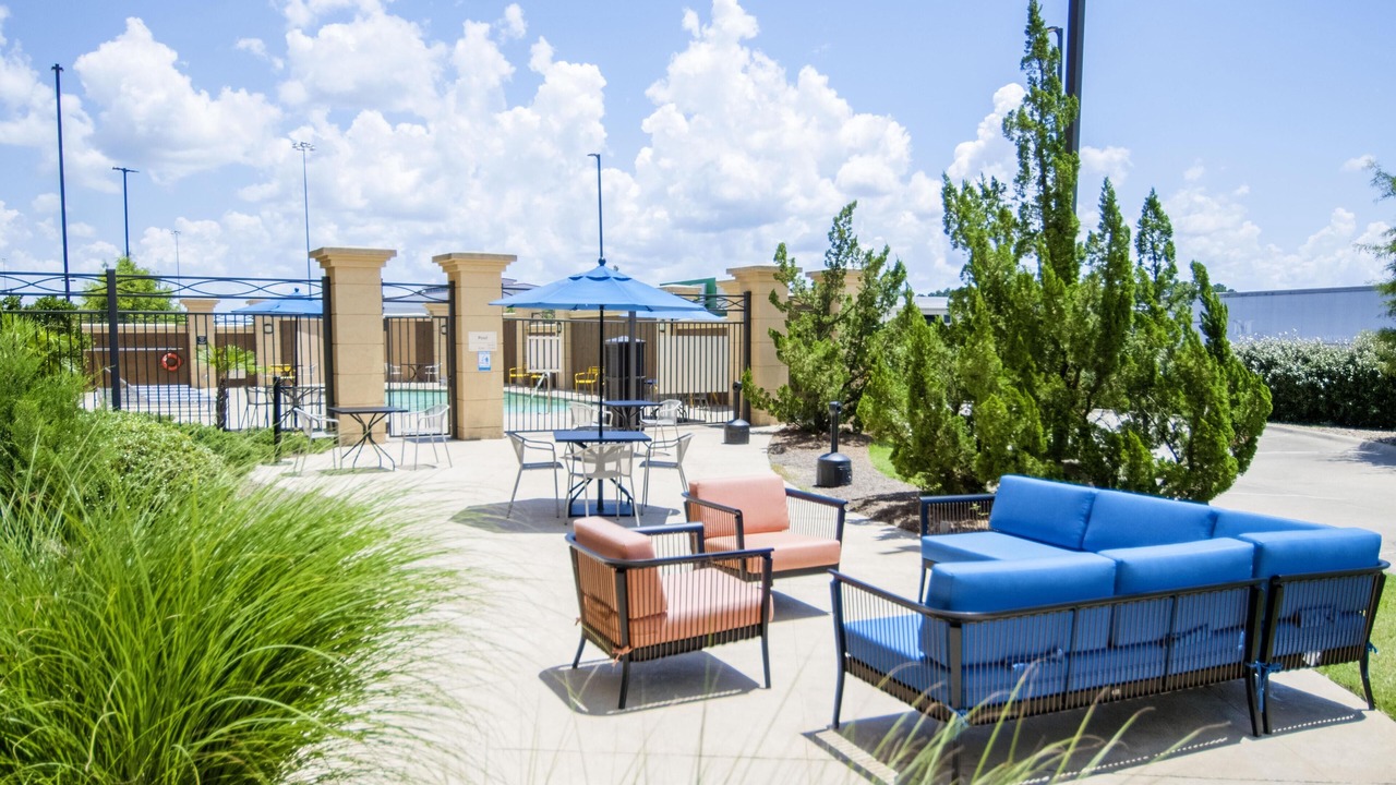 Photo of Patio Balcony in Monroe