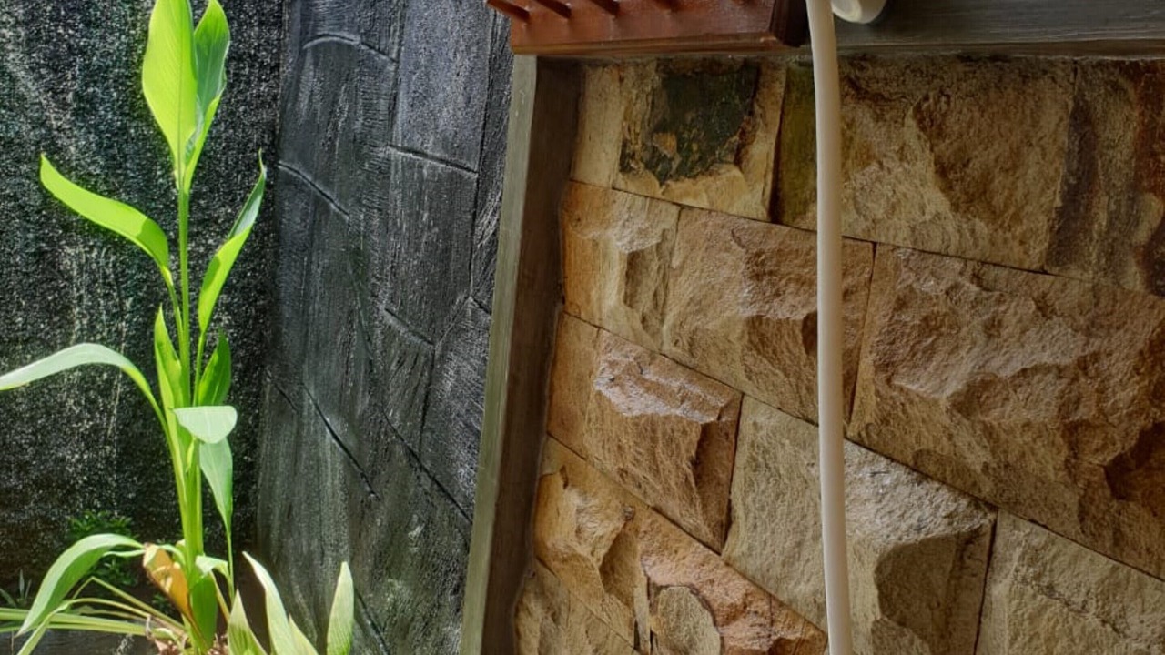Photo of Bathroom in Kalipuro