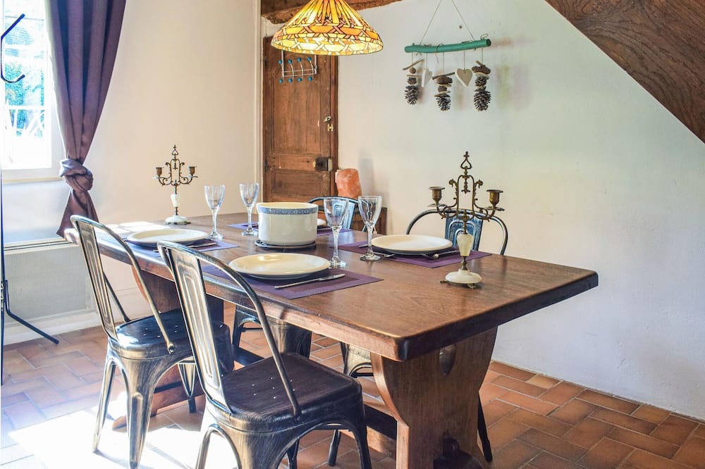Photo of Bedroom in Crouttes