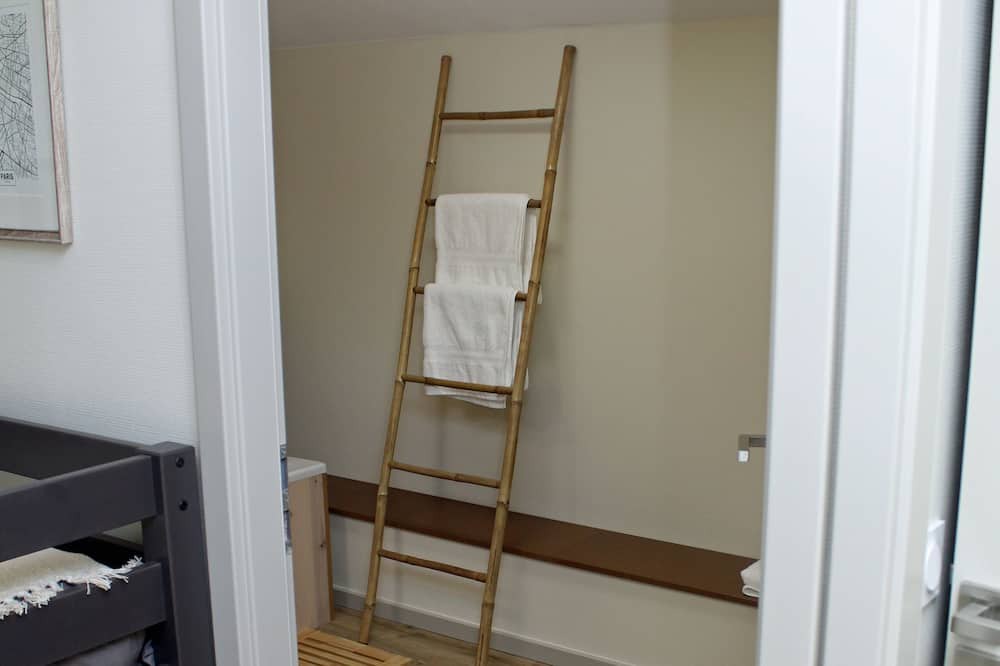 Photo of Bathroom in Vauconcourt-Nervezain