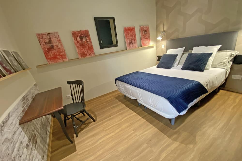 Photo of Bedroom in Vauconcourt-Nervezain