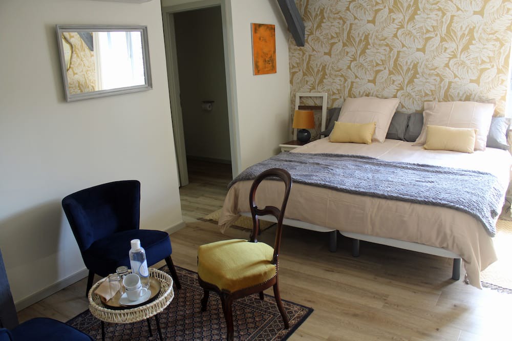 Photo of Bedroom in Vauconcourt-Nervezain