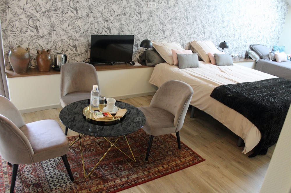 Photo of Bedroom in Vauconcourt-Nervezain