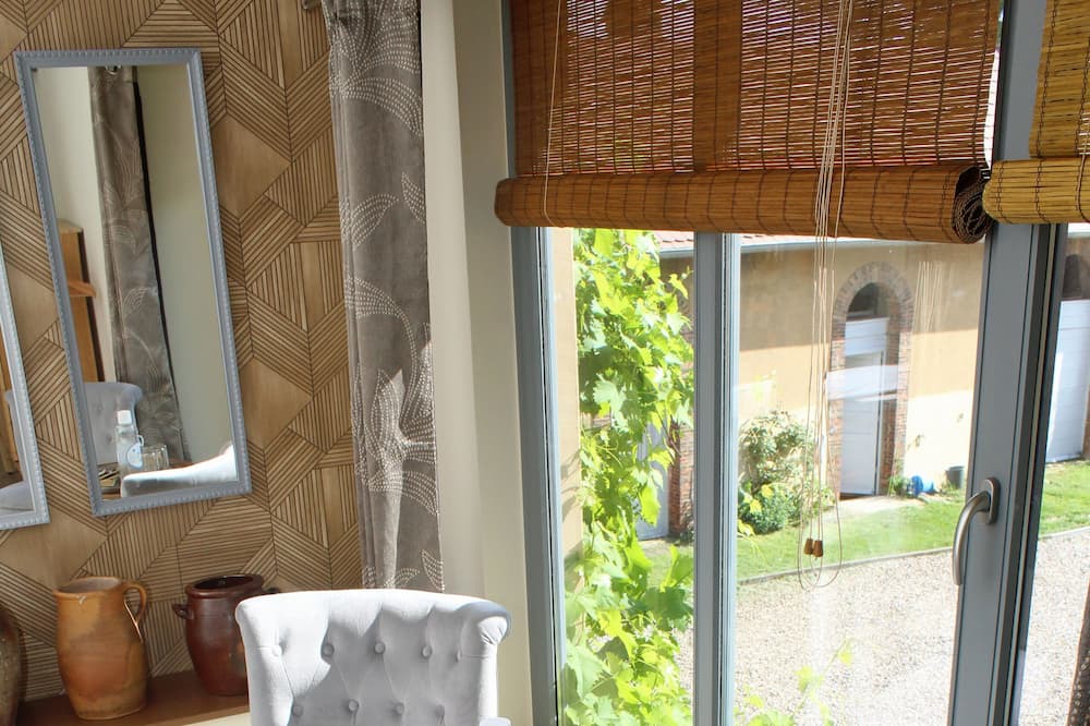 Photo of Bedroom in Vauconcourt-Nervezain