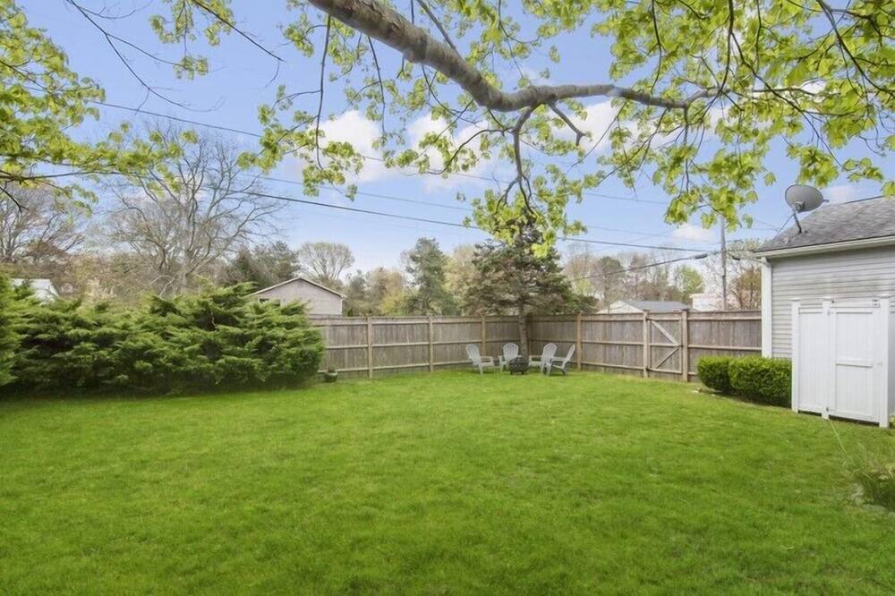 Photo of Others in Kenyon